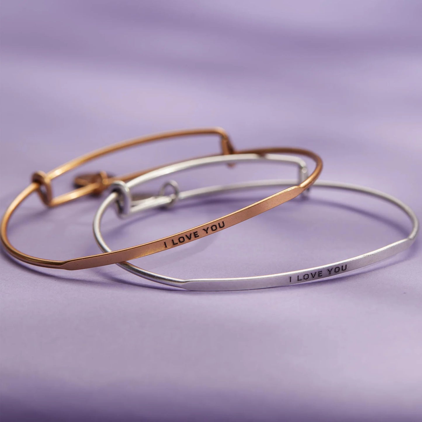 &LIVY Posy Bangle Bracelet