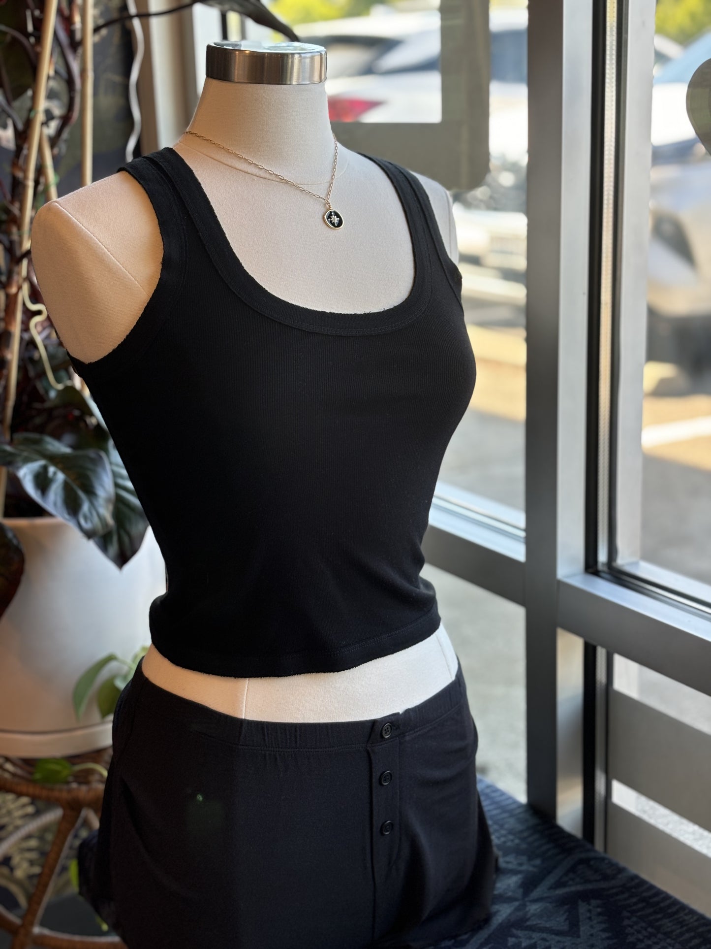 CJ 2002H Crop Scoop Tank