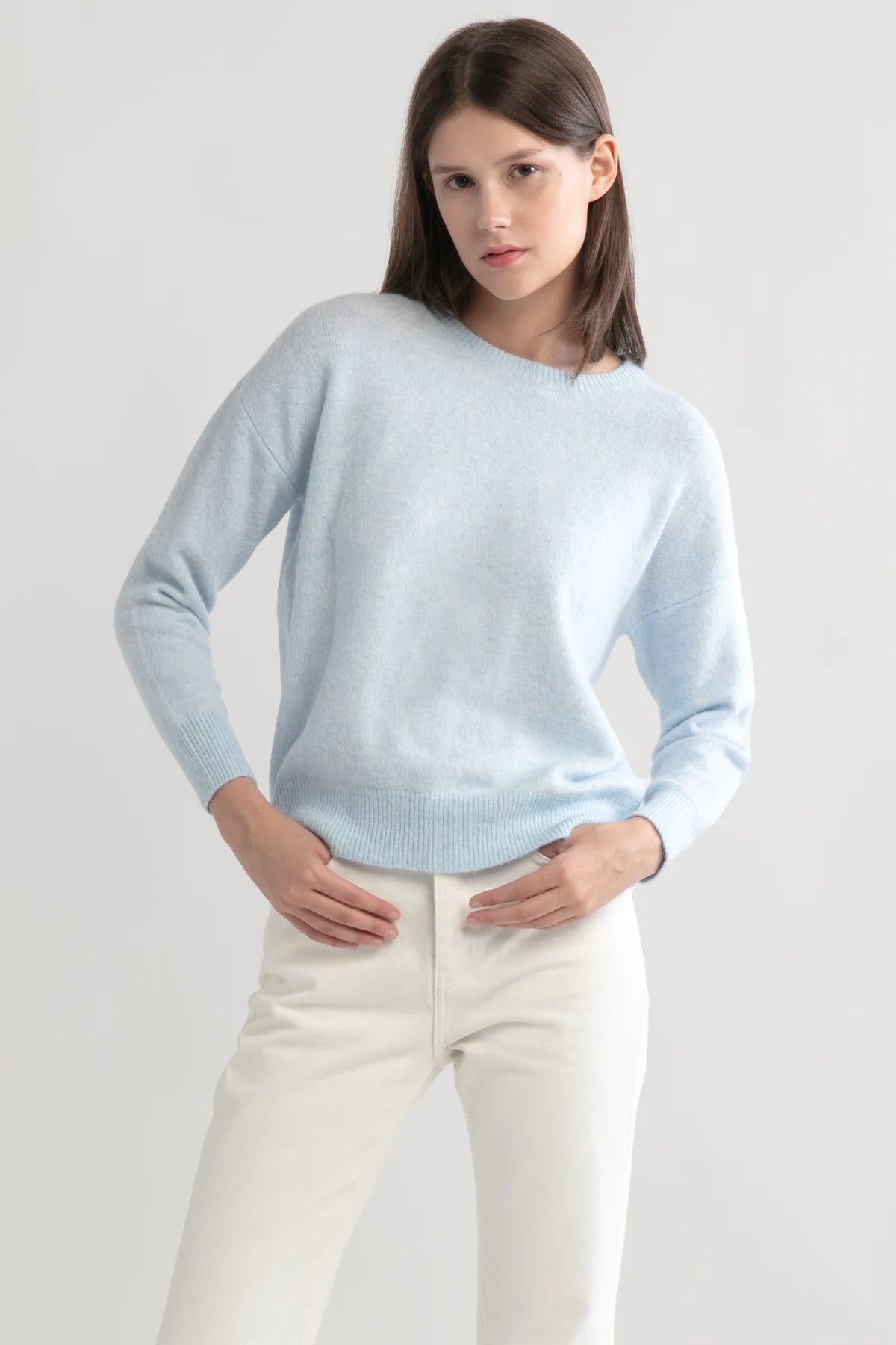 Look Basic Crewneck Sweater