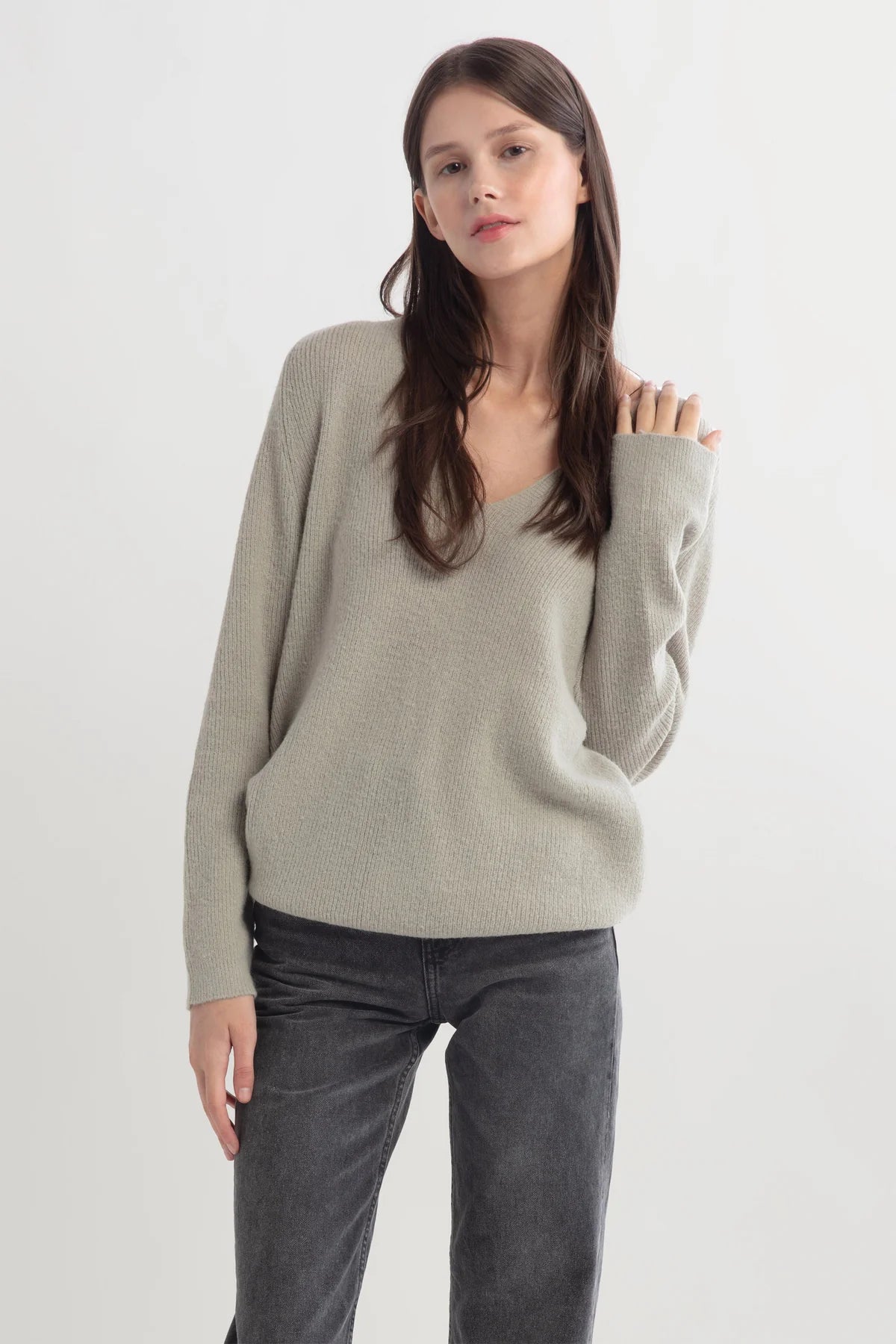 Look V-neck Rib Knit Sweater