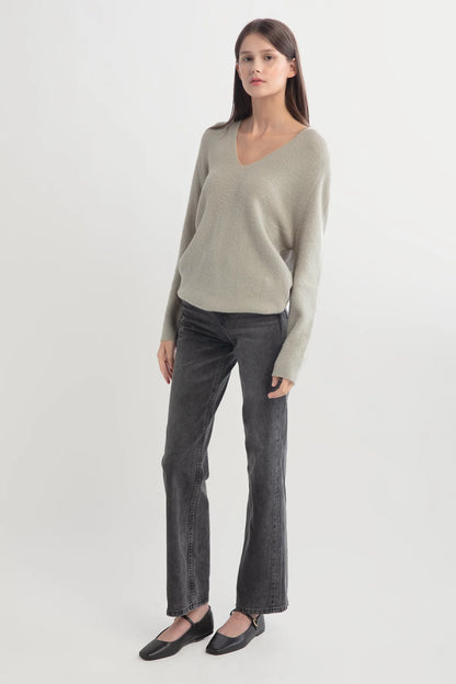 Look V-neck Rib Knit Sweater