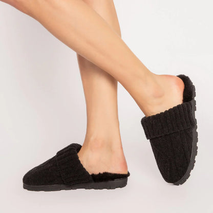 PJS Cable Knit Slides